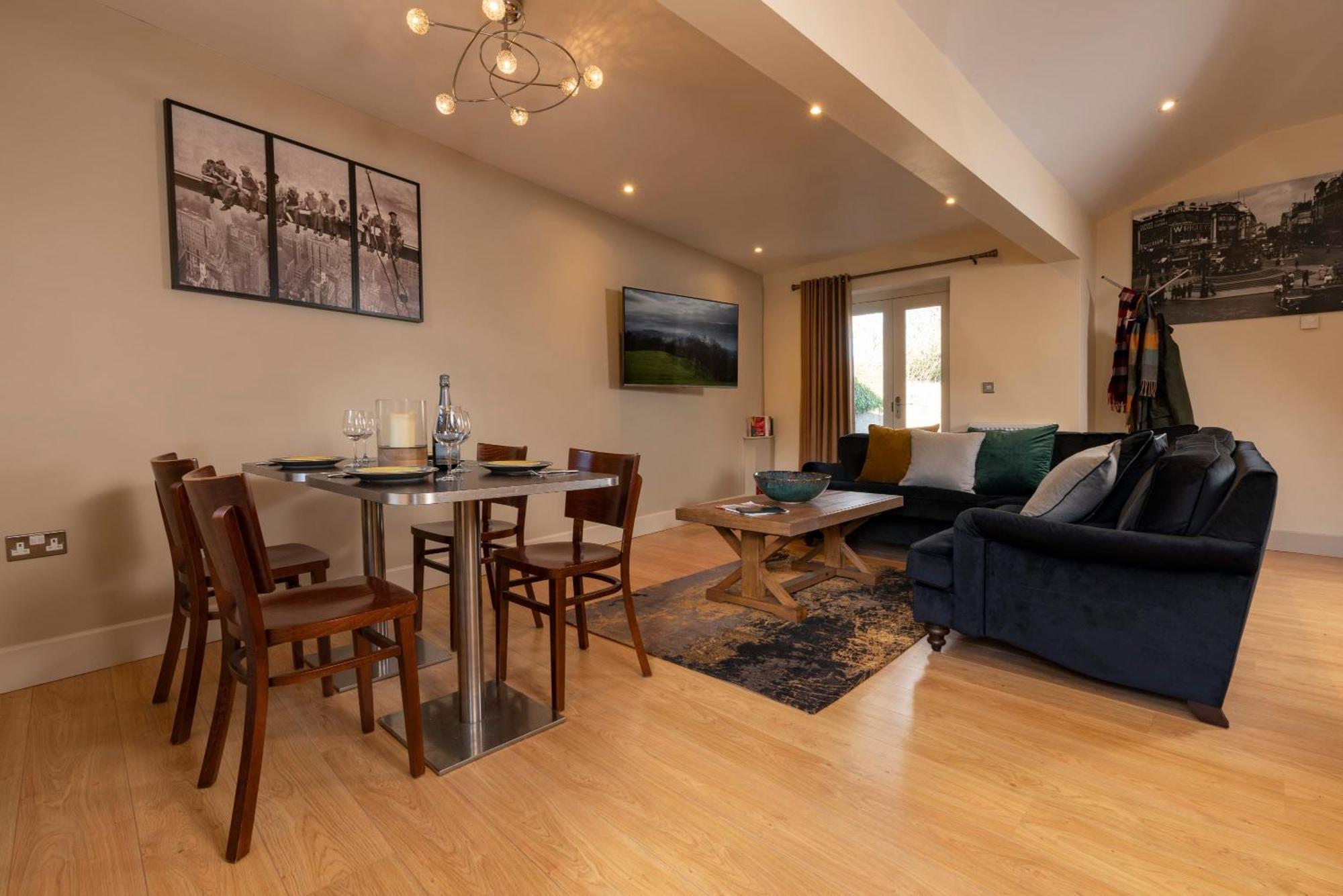 Lodge House - Windermere - Private Garden ภายนอก รูปภาพ