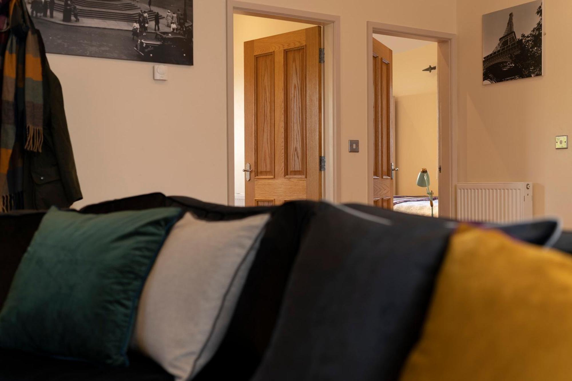 Lodge House - Windermere - Private Garden ภายนอก รูปภาพ
