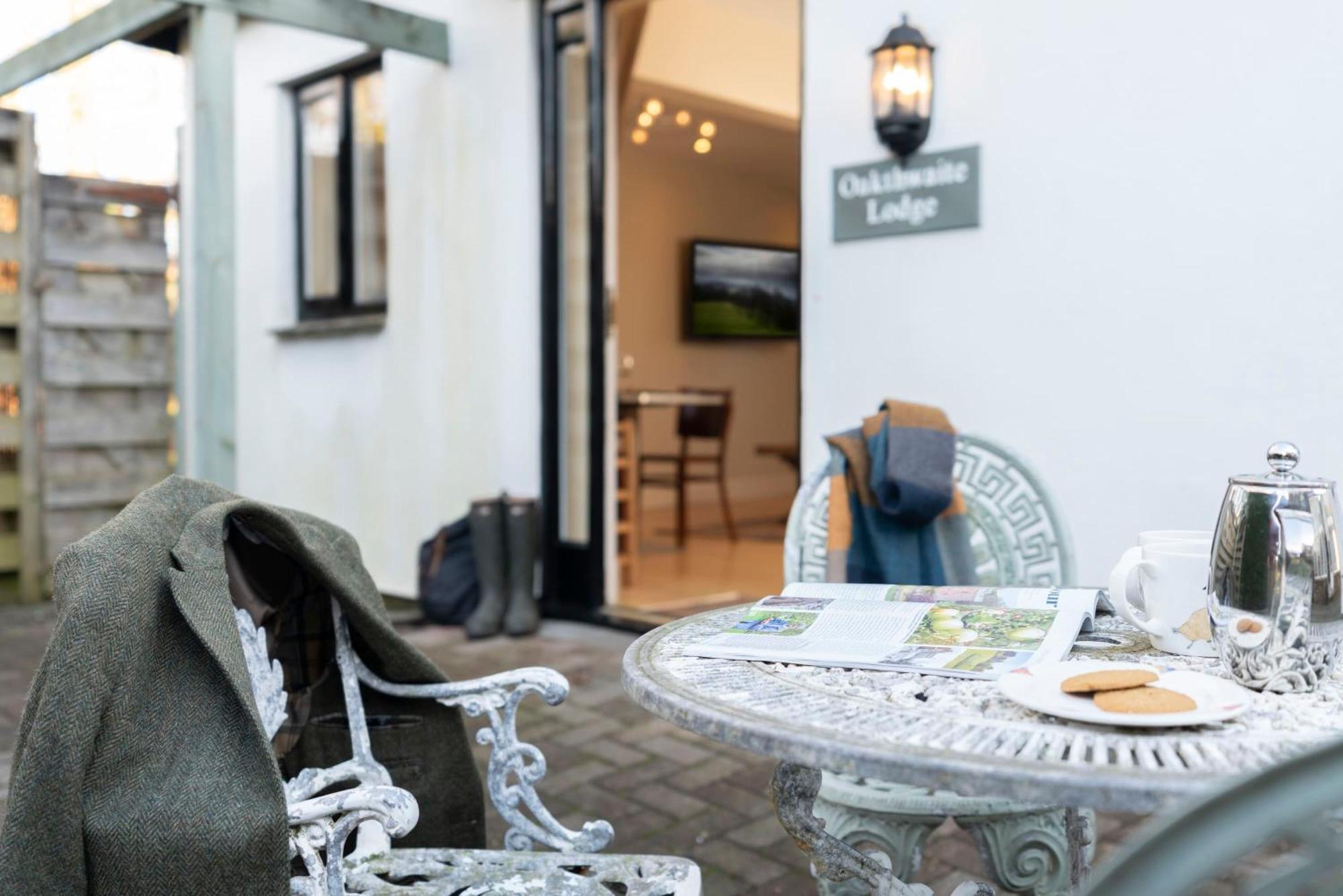 Lodge House - Windermere - Private Garden ภายนอก รูปภาพ